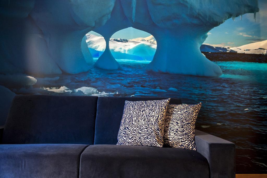 Art Apartment *